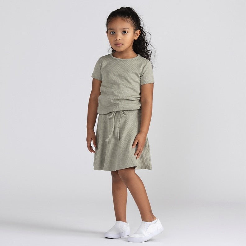 SHORT SLEEVES TEXTURED DRAWSTRING TEE