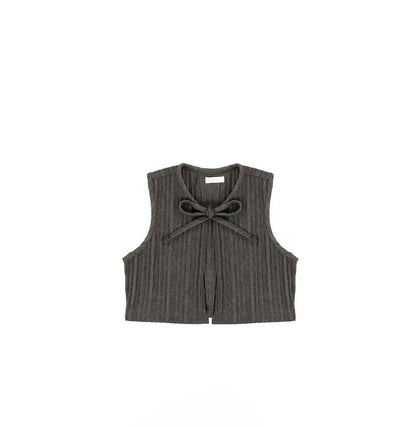 PLEATED VEST